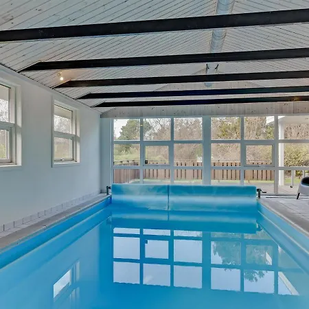 Holiday Aaro - 1-5km From The Sea In Western Jutland By Interhome *