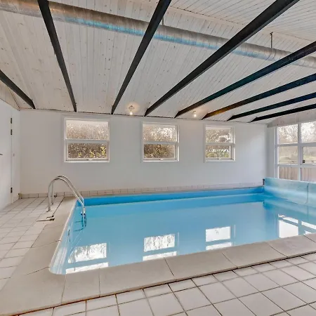 בית נופש Holiday Aaro - 1-5km From The Sea In Western Jutland By Interhome *