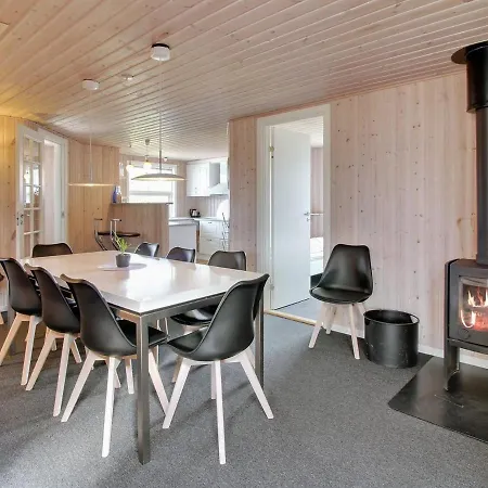 Holiday Aaro - 1-5km From The Sea In Western Jutland By Interhome Vakantiehuis