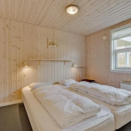 Holiday Aaro - 1-5km From The Sea In Western Jutland By Interhome בית נופש