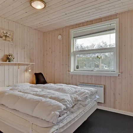 Holiday Aaro - 1-5km From The Sea In Western Jutland By Interhome