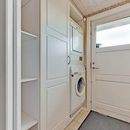 Holiday Aaro - 1-5km From The Sea In Western Jutland By Interhome